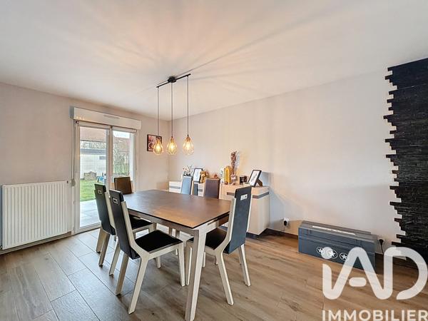 Maison à vendre 5 pièces 112 m² Sainte-Marie-aux-Chênes