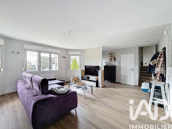 Maison à vendre 5 pièces 112 m² Sainte-Marie-aux-Chênes