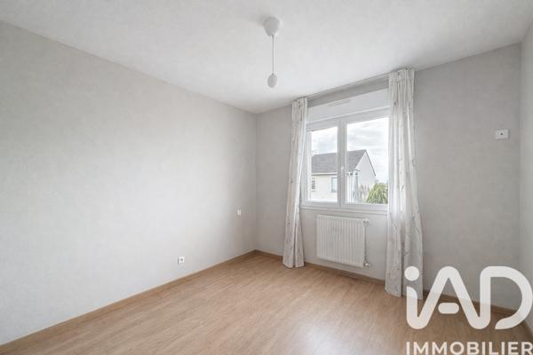 Maison à vendre 5 pièces 112 m² Sainte-Marie-aux-Chênes