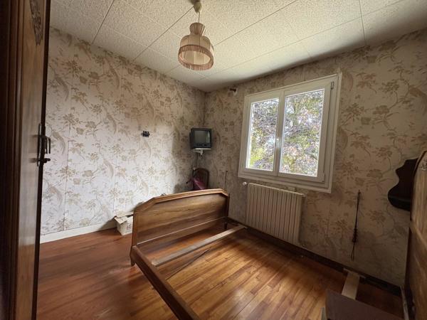 Vente                                                      Maison
                        
                     5 pièces                      94 m2                     à La Chaussée-d'Ivry