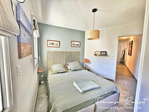 BIEN RARE : T2 avec Terrasse et vue Panoramique sur les Collines de Nîmes