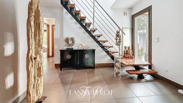 Exceptionnelle villa de 205m² + terrain constructible à Saint-Cyprien