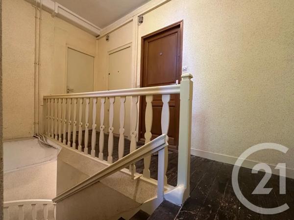 Appartement F2 à vendre  2 pièces - 35,69 m 2   COULOMMIERS  - 77