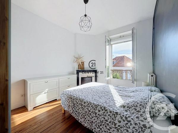 Appartement Duplex à vendre  6 pièces - 92,26 m 2   VILLEMOMBLE  - 93