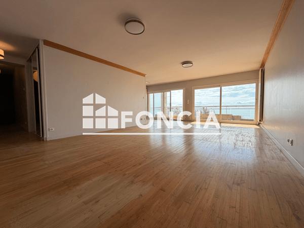 Location Appartement 3 pièces 88.97 m² - 16-18-20 BD WINSTON CHURCHILL La Rochelle 17000