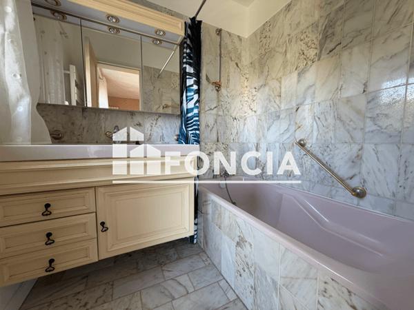 Location Appartement 3 pièces 88.97 m² - 16-18-20 BD WINSTON CHURCHILL La Rochelle 17000