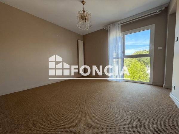 Location Appartement 3 pièces 88.97 m² - 16-18-20 BD WINSTON CHURCHILL La Rochelle 17000