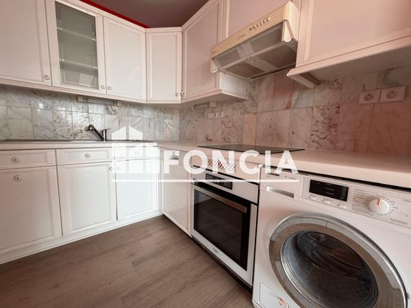 Location Appartement 3 pièces 88.97 m² - 16-18-20 BD WINSTON CHURCHILL La Rochelle 17000