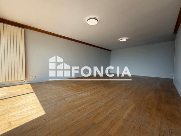 Location Appartement 3 pièces 88.97 m² - 16-18-20 BD WINSTON CHURCHILL La Rochelle 17000
