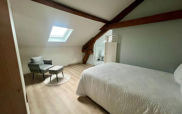 Appartement à louer    7 pièces • 22 m2 Tarbes