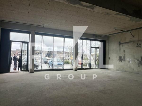 Local commercial de 195 m² à louer à Bordeaux