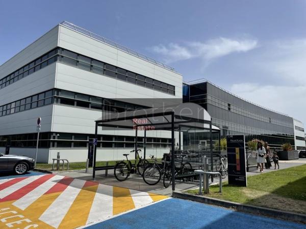 Bureau de 2878 m² à louer à Bordeaux Ouest-Merignac