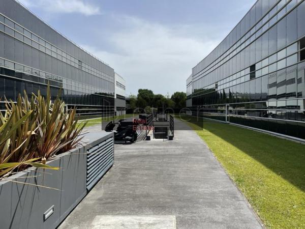 Bureau de 2878 m² à louer à Bordeaux Ouest-Merignac