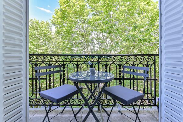 Appartement luxueux entièrement neuf avec climatisation