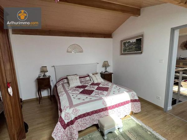 Vente                                                      Maison
                        
                     7 pièces                      170 m2                     à Marmande