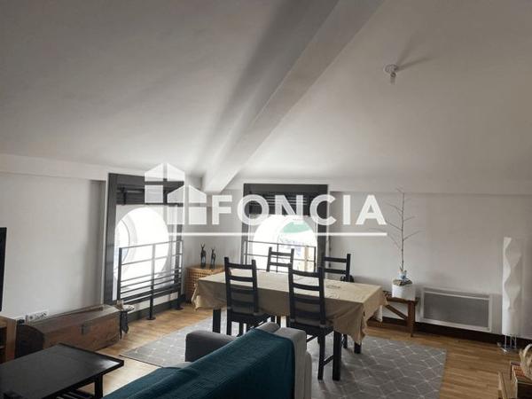 Location Appartement 3 pièces 82.15 m² - 16 QUAI AUX VIVRES Rochefort 17300