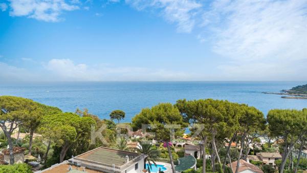CAP D'ANTIBES - Propriété Familiale à pied des plages