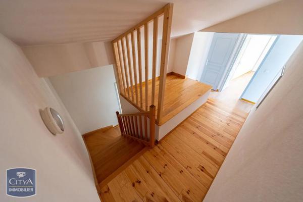 Appartement à louer 3 pièces 69.77m²