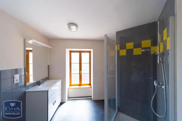 Appartement à louer 3 pièces 69.77m²