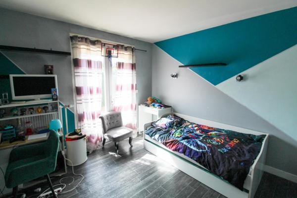 Maison rénovée – 4 chambres – Prestations modernes – DPE B