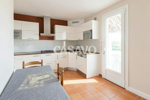 Vente Maison 5 pièces de 115m² - 13540 Aix-en-Provence