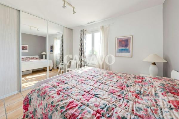 Vente Maison 5 pièces de 115m² - 13540 Aix-en-Provence