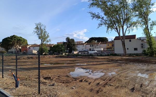 Terrain à vendre    Narbonne