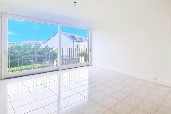 Appartement trois pièces situé au cœur des Lilas