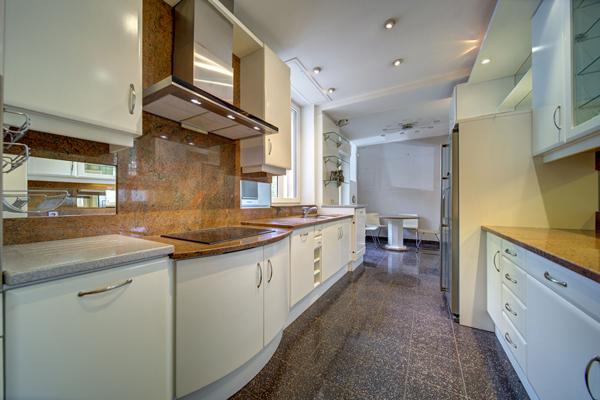 Maison 9 pièces 270 m2