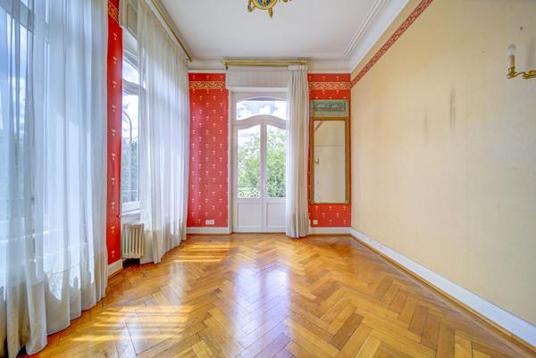 Maison 9 pièces 270 m2