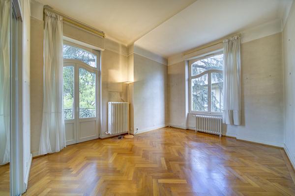 Maison 9 pièces 270 m2