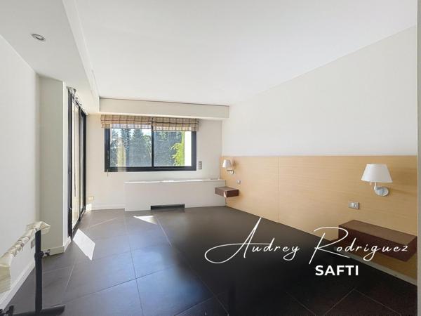 Demeure d’exception au bord du Rhône