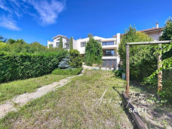 Demeure d’exception au bord du Rhône