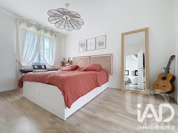 Maison à vendre 8 pièces 93 m² Saint-Fargeau-Ponthierry