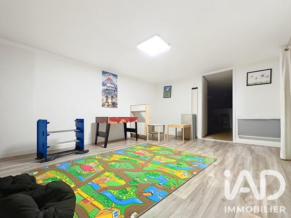Maison à vendre 8 pièces 93 m² Saint-Fargeau-Ponthierry
