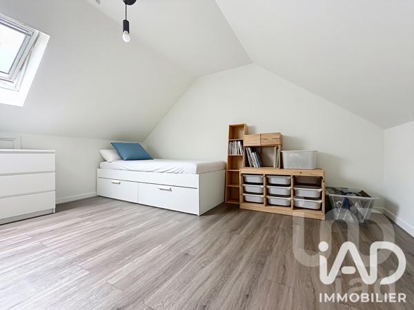Maison à vendre 8 pièces 93 m² Saint-Fargeau-Ponthierry