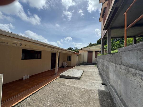 Maison Fort De France 6 pièce(s) 400 m2