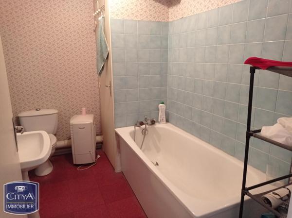 Local commercial à vendre 103m² Bourges (18000)