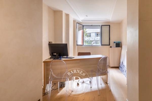 Paris 16ème, Appartement 2 Chambres -  72 m² à vendre
