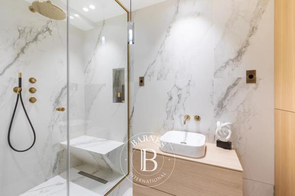 Paris 16ème, Appartement 2 Chambres -  72 m² à vendre