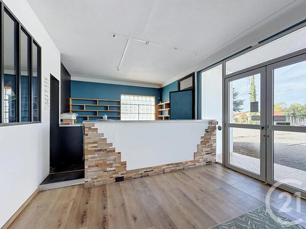 à vendre  485 m 2   ST JEAN DU FALGA  - 09