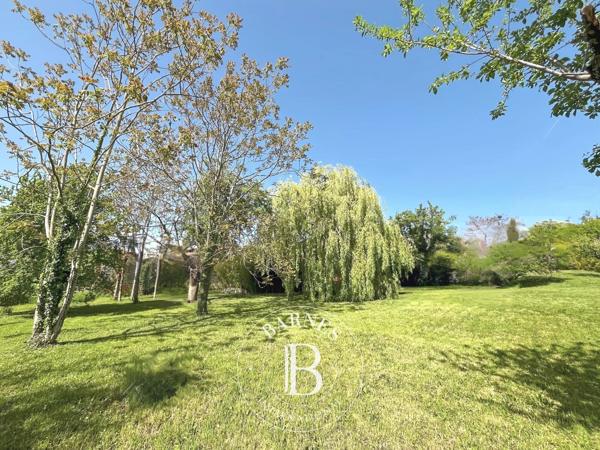 Châtel-Guyon, Maison 5 Chambres -  300 m² à vendre