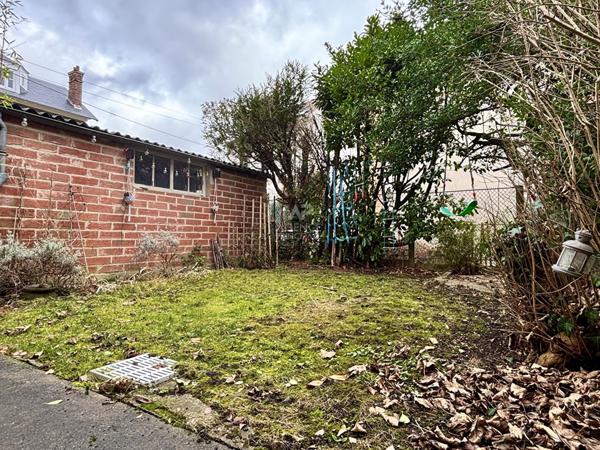 Maison à vendre à Pontoise - 5 pièces €410 000 ** - Référence 11155