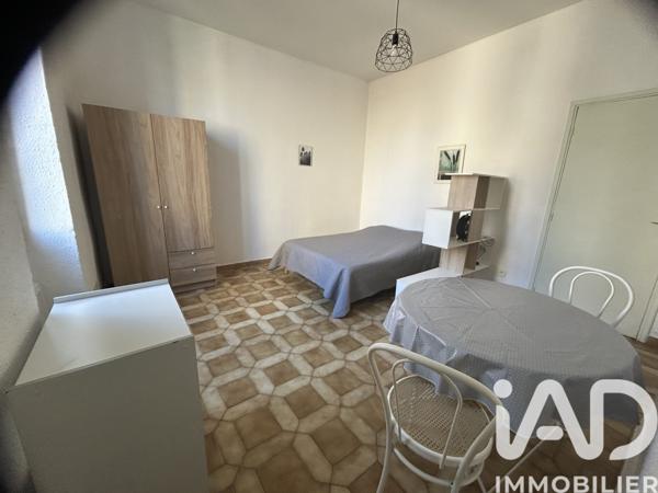 Location studio 58 m² Aramon