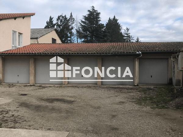 Location Parking 12 m² - 2 RUE CHARLES MARCHISIO Peage De Roussillon 38550