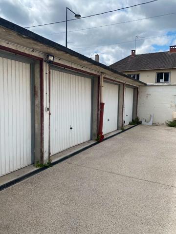 LES PAVILLONS-SOUS-BOIS, à louer, appartement t3