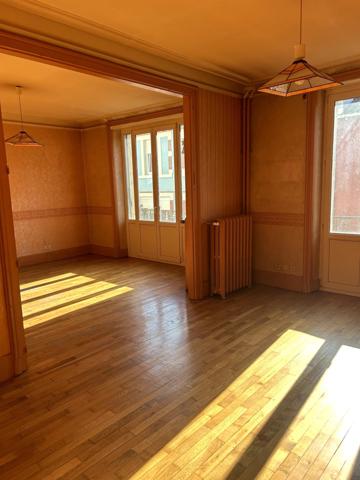 Immeuble de caractère – 198 m² – Centre-ville d’Épinal