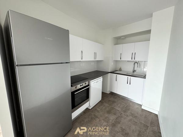 Appartement + Terrasse - Proche Mer - 4 pièces - La Rochelle (Minimes) €399 000 ** - Référence JH676ED2