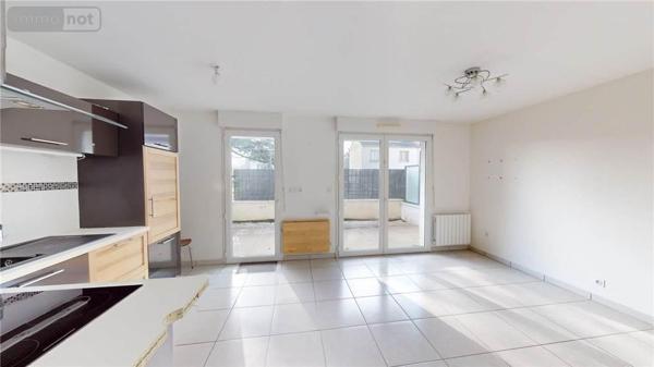 Appartement à vendre à Tours dans l'Indre-et-Loire (37100), ref : 37007-2713