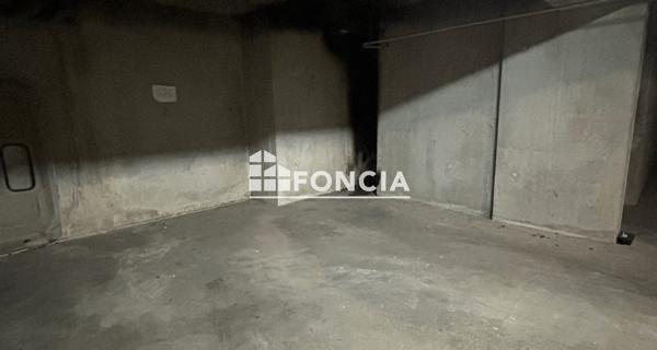 Location Parking 15 m² - Villeurbanne 69100